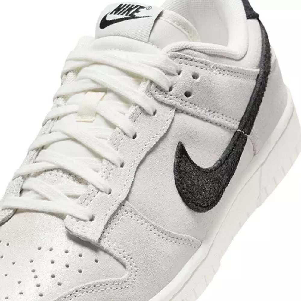 Nike Women's Dunk Low Shoes new Black Sparkle Color - Picture 2 of 7